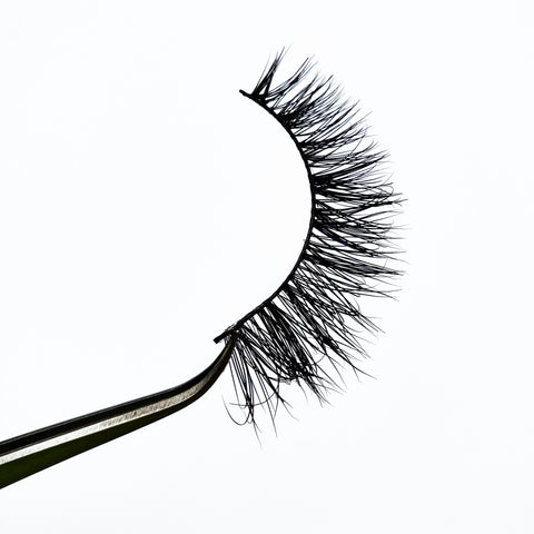 Femme 3D Real Mink Eyelash Strip - LaashLashes